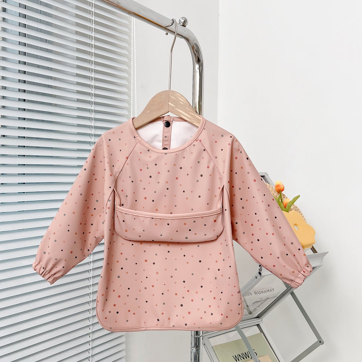 Long-Sleeve Bib (Waterproof) – Easy Clean, Mess-Free Mealtimes
