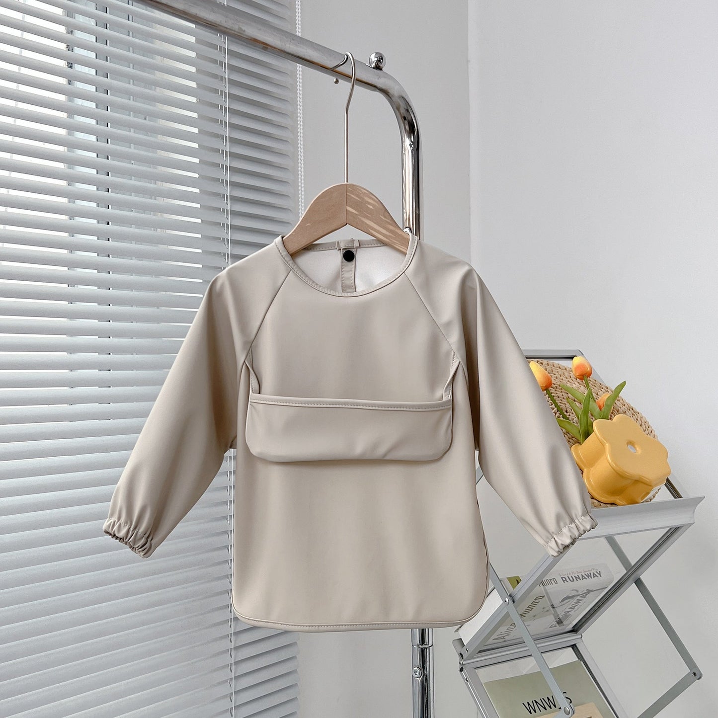 Long-Sleeve Bib (Waterproof) – Easy Clean, Mess-Free Mealtimes