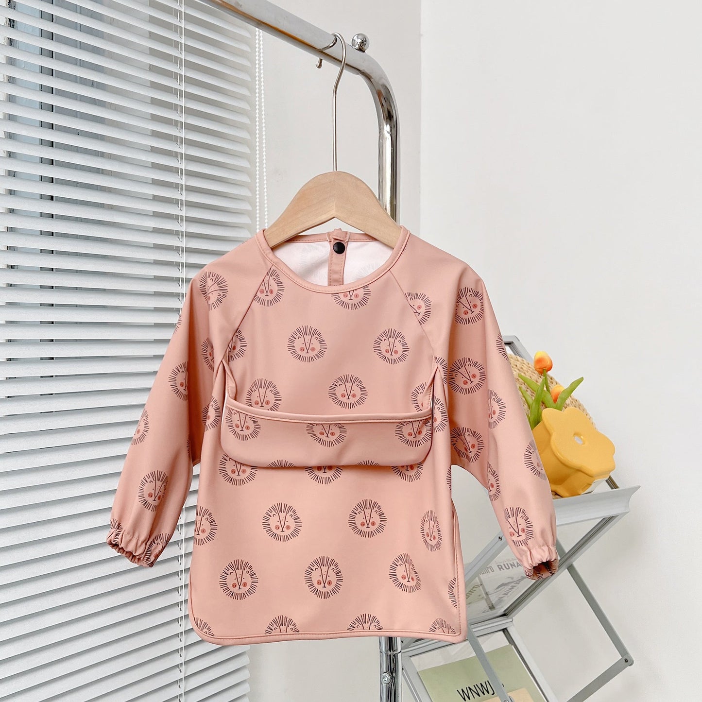 Long-Sleeve Bib (Waterproof) – Easy Clean, Mess-Free Mealtimes