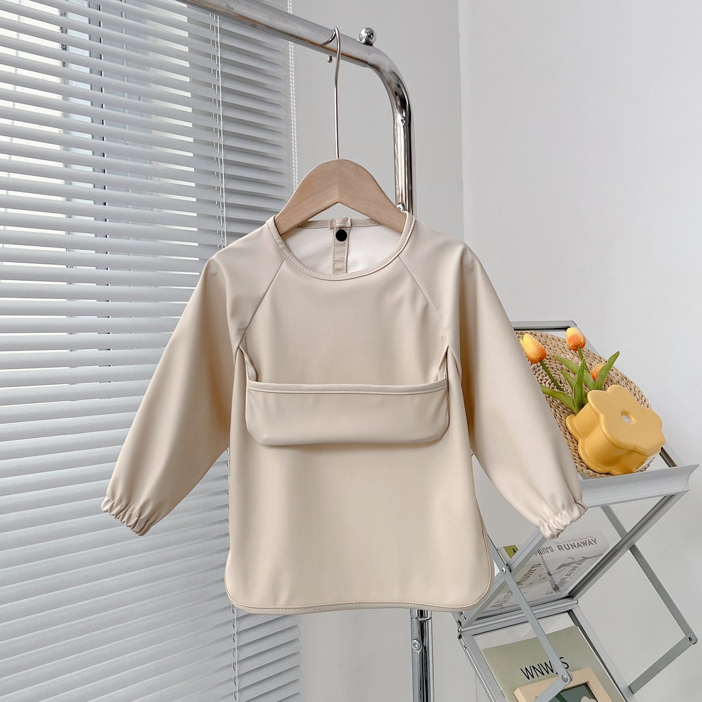 Long-Sleeve Bib (Waterproof) – Easy Clean, Mess-Free Mealtimes
